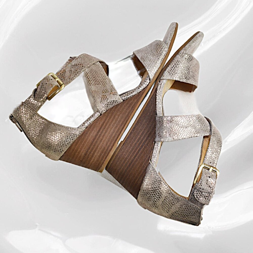 Sofft Mauldin Bistro Taupe Snakeskin Embossed Criss-Cross Wedge, Size 9.5 - Picture 9 of 11